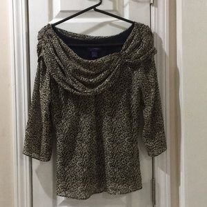 Metaphor black/brown pattern top